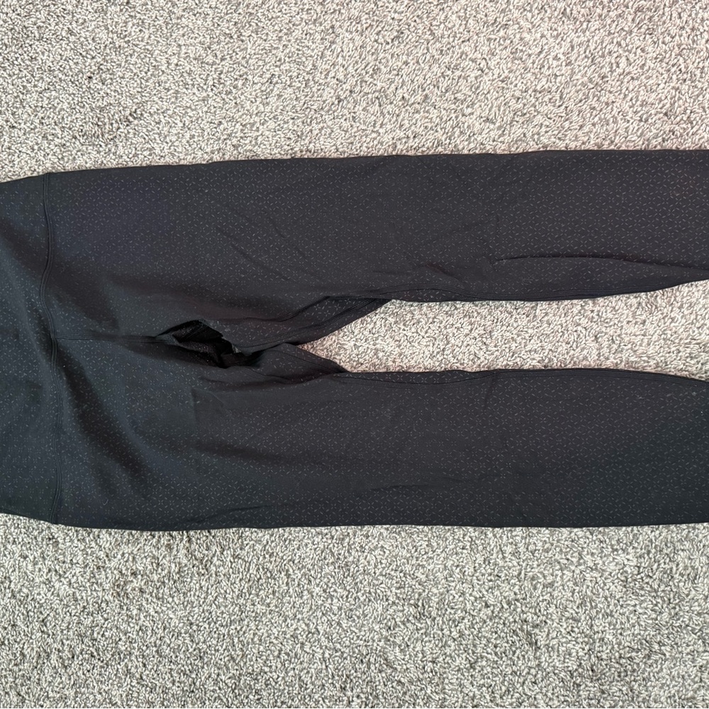Lululemon Athletica Align leggings, black with subtle print, size 10, 25”